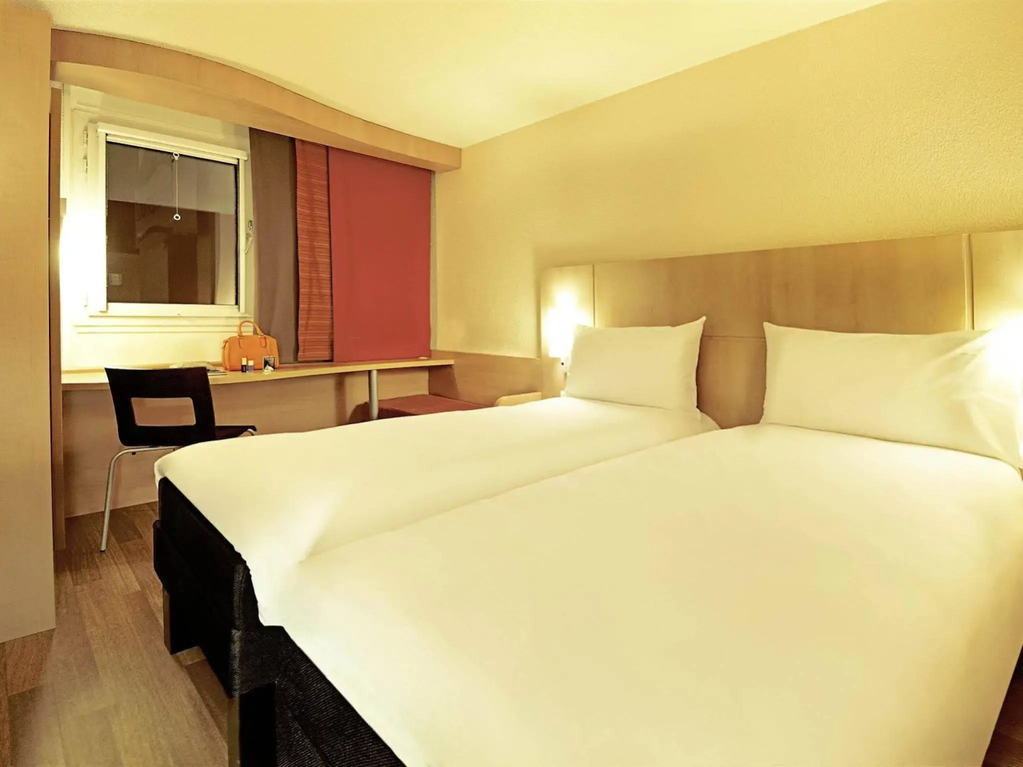 Foto - B&B Hotel Düsseldorf-Hbf