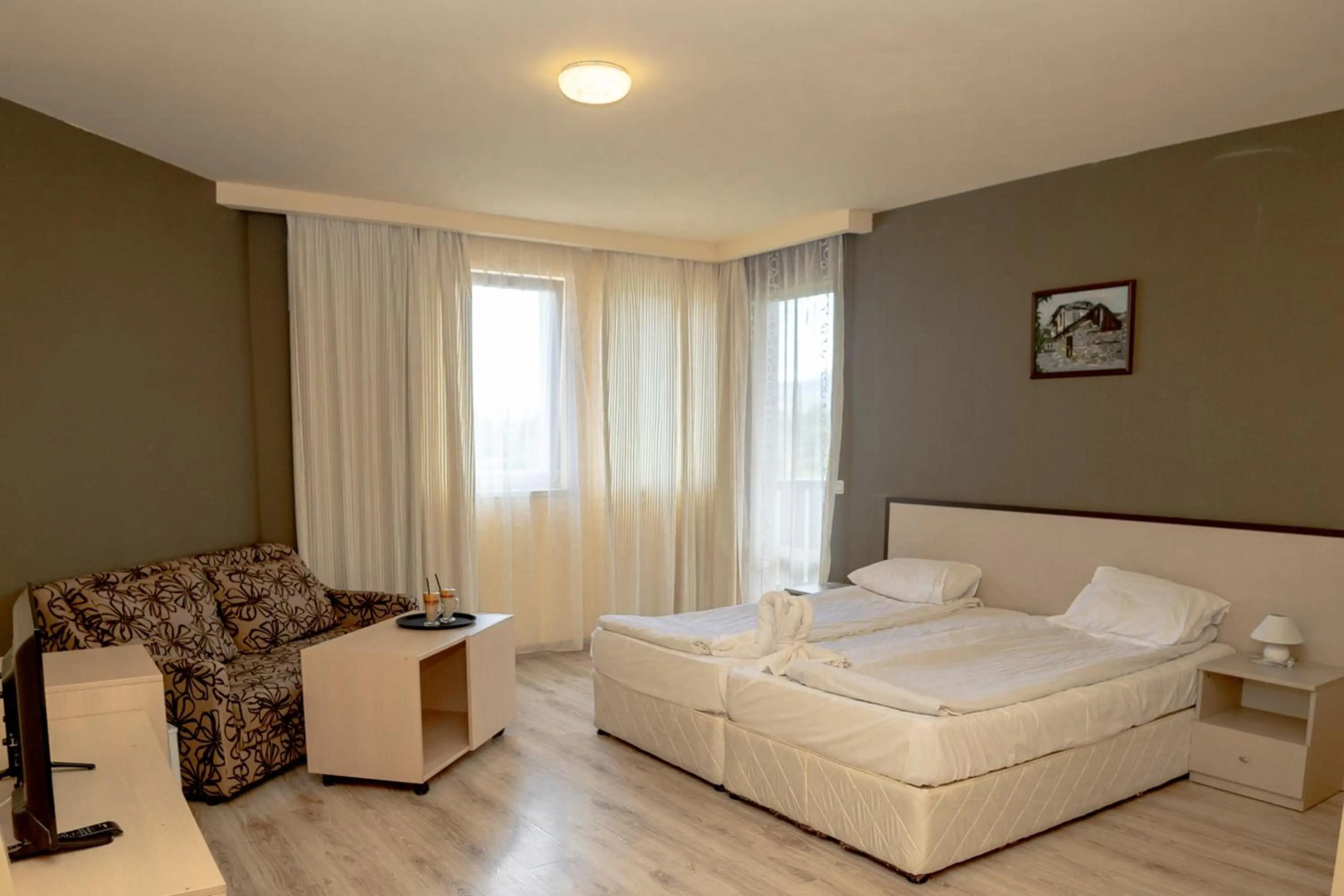 Foto - Seven Seasons Hotel