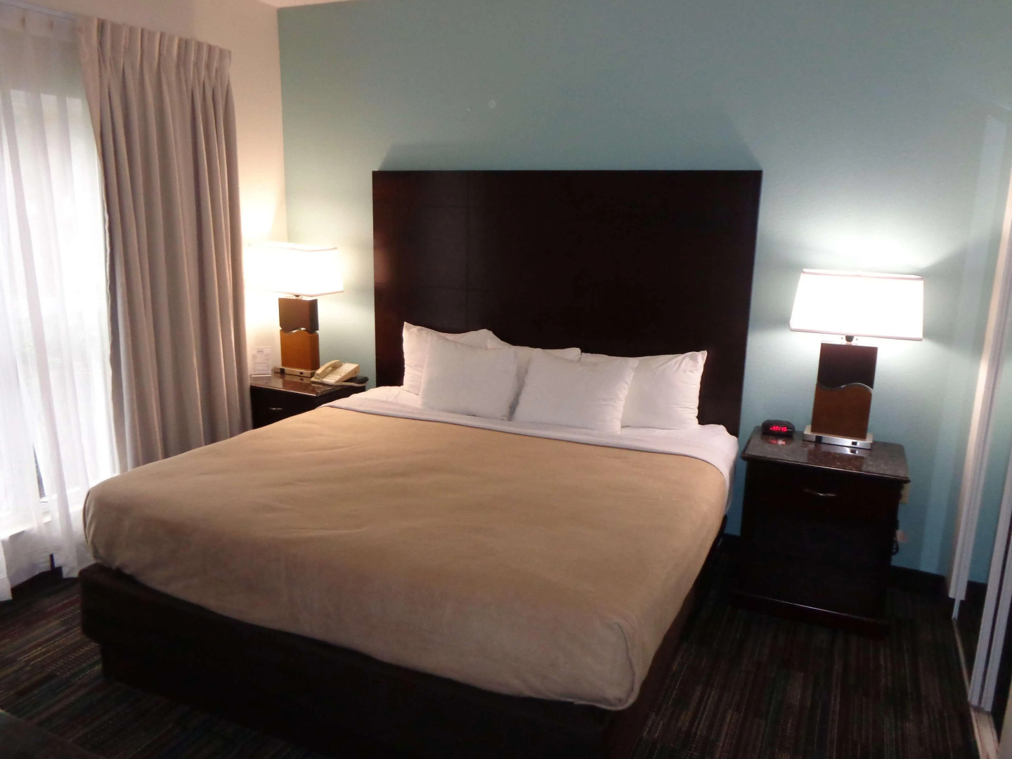 Foto - SureStay Plus by Best Western Orlando Lake Buena Vista