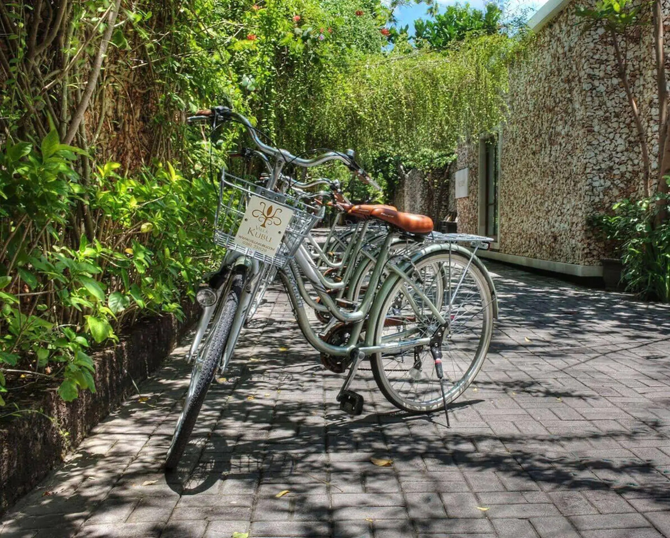 Photo - Villa Kori Bali Kubu, 9 people maximum, close to Seminyak Beach