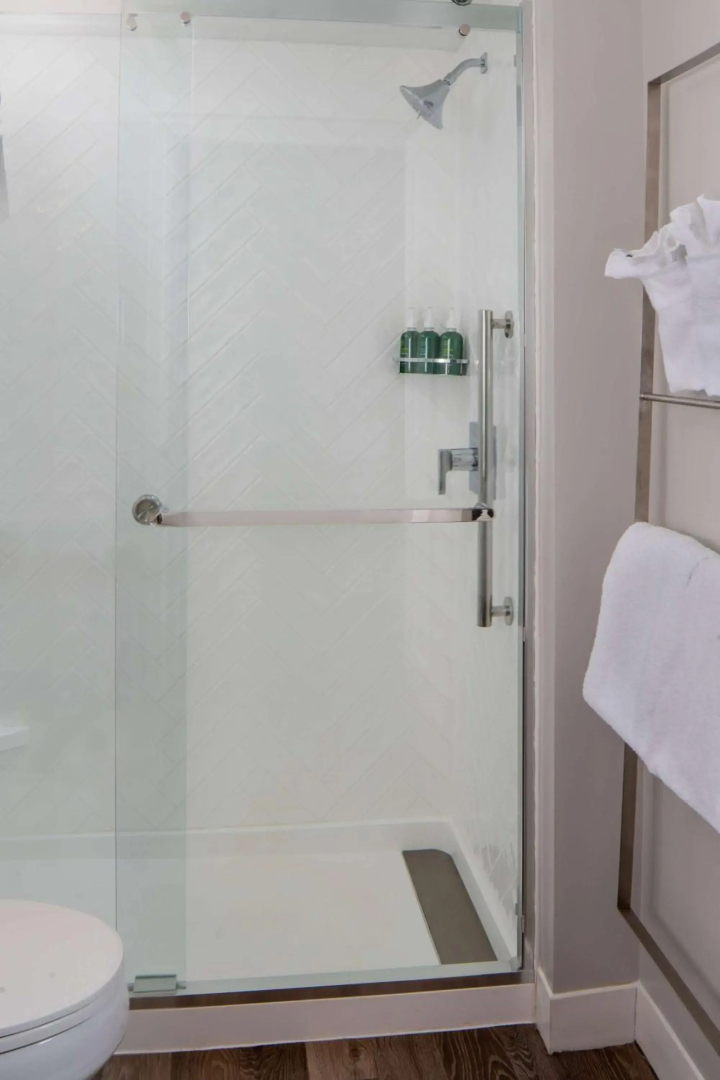 Photo - Sonesta Simply Suites Falls Church