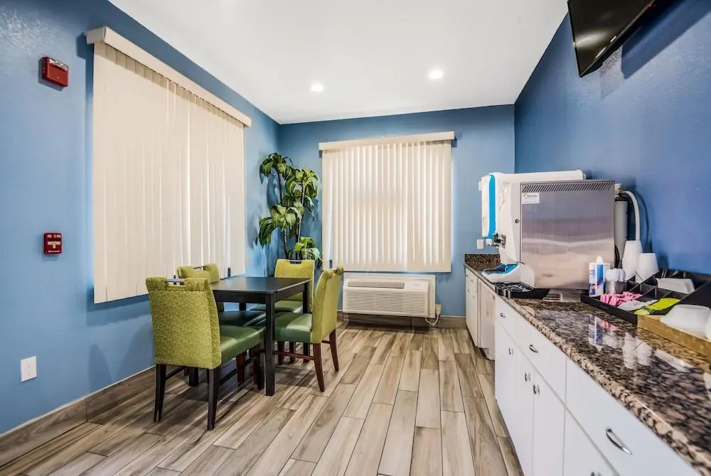 Foto - Scottish Inns & Suites IAH Airport-Beltway 8