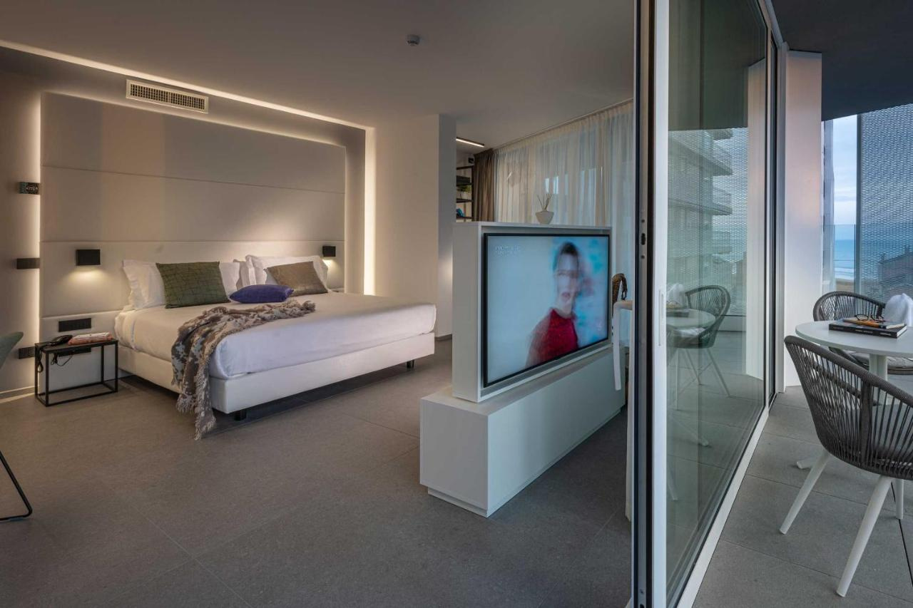 Photo - J44 Lifestyle hotel