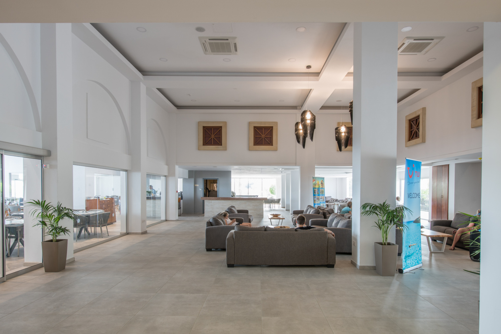 Atlantica Panthea Resort, Bild 2 von 25