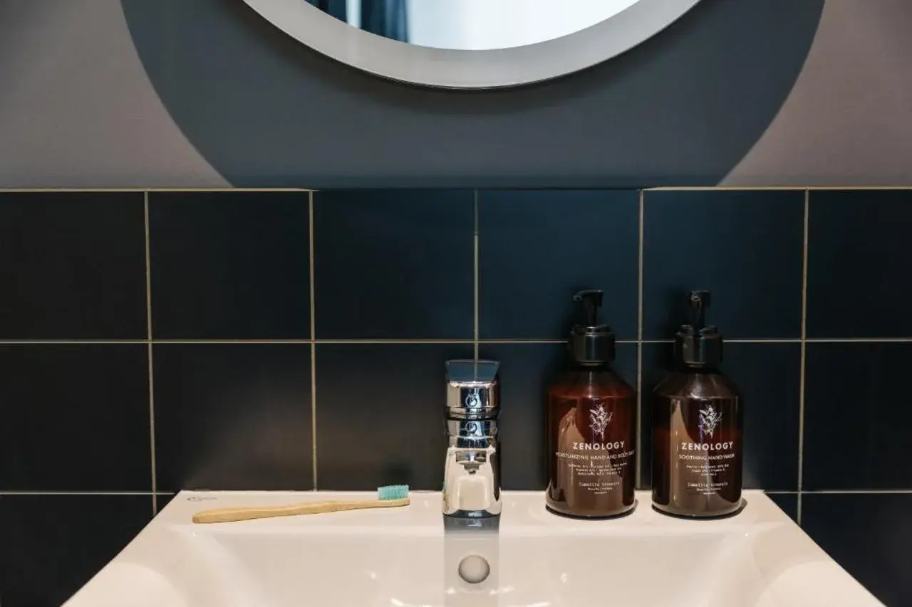Photo - The Social Hub Madrid 4 star