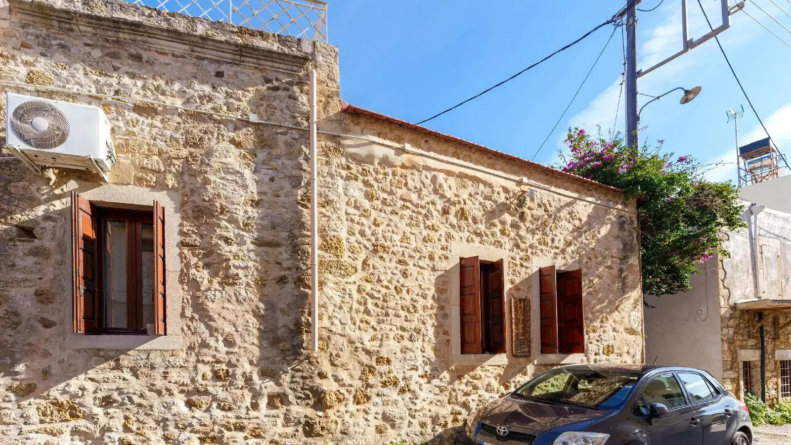 Photo - Traditional Cretan Houses,Agios Myronas