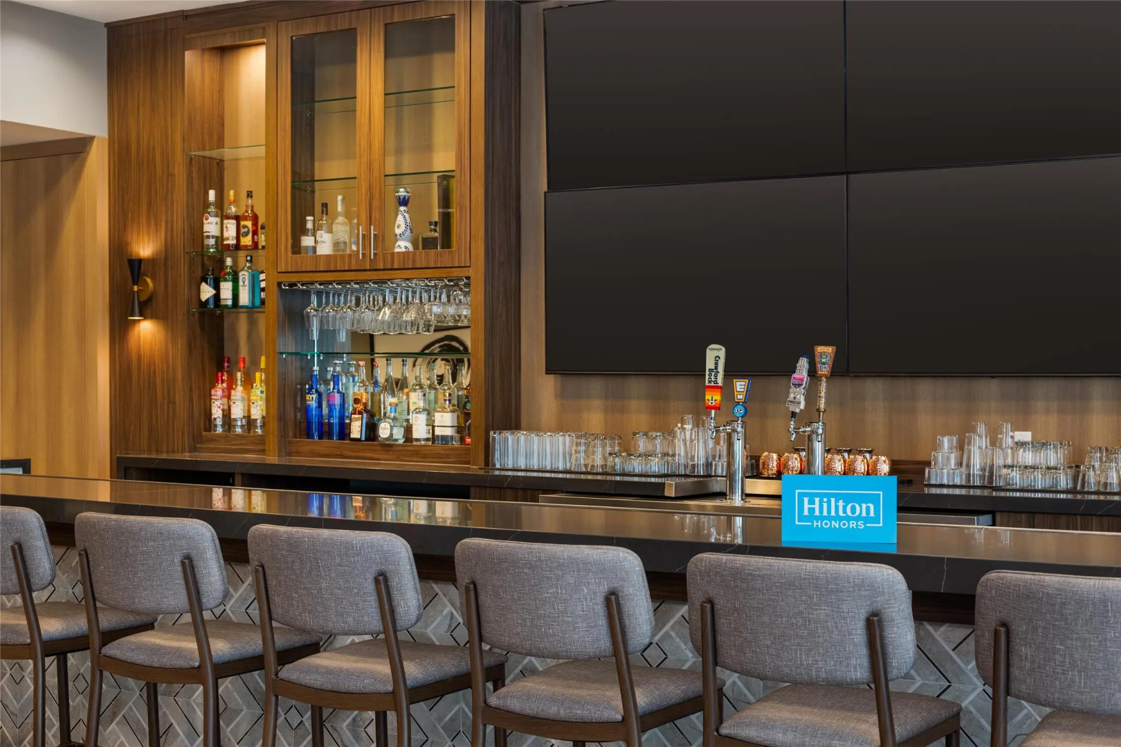 Foto - Home2 Suites by Hilton Houston Downtown Convention Center
