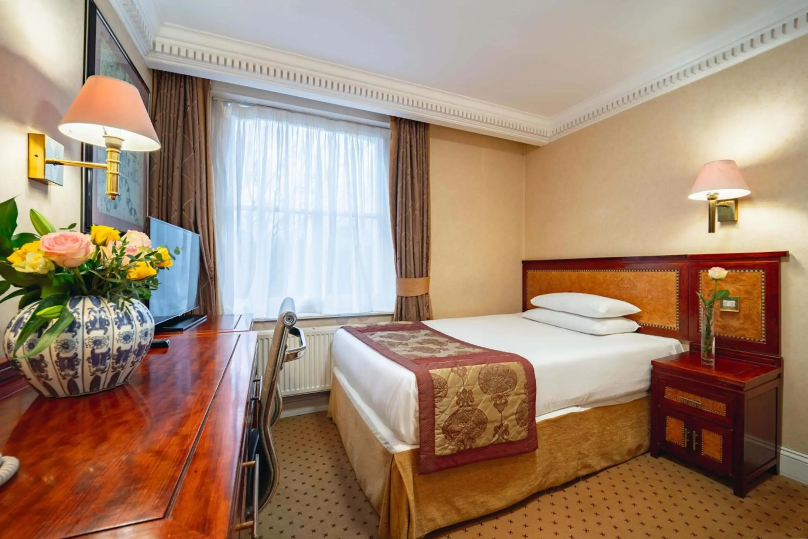 Photo - Grange Buckingham Hotel