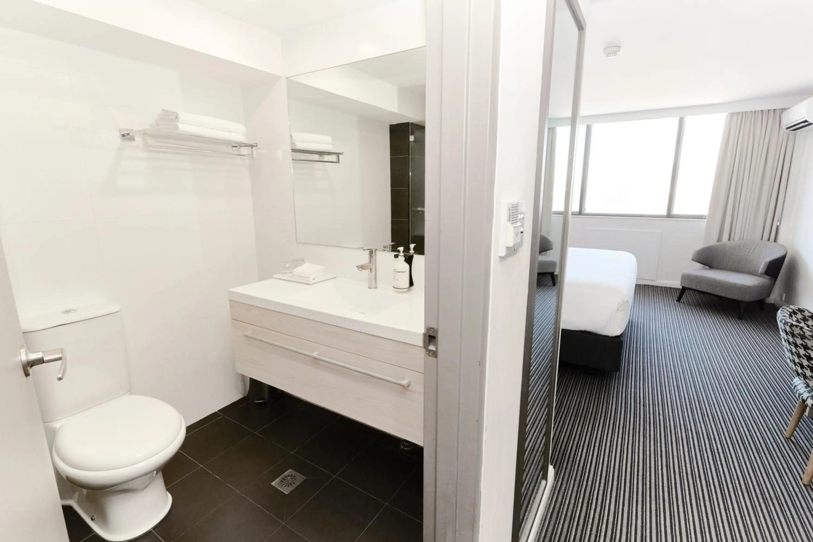 Photo - Central Studio Hotel Sydney