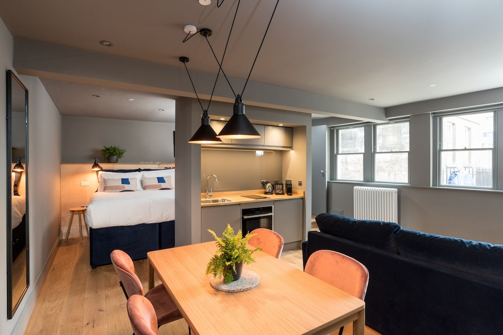 Foto - Hiding Space - Trim Street Apartments
