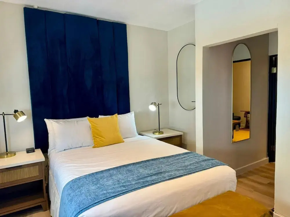 Photo - Metro Art Hotel