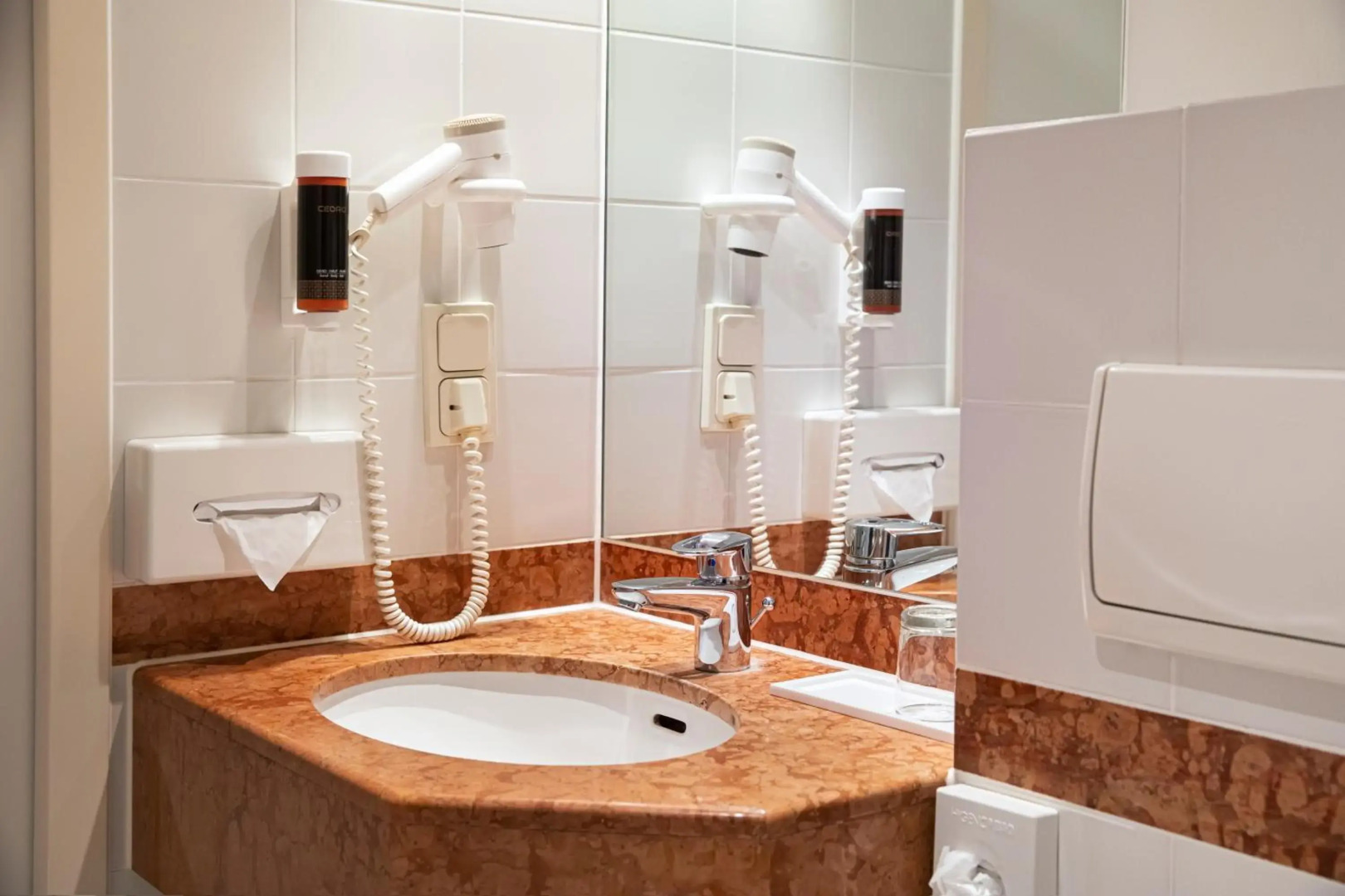 Foto - ACHAT Hotel Magdeburg