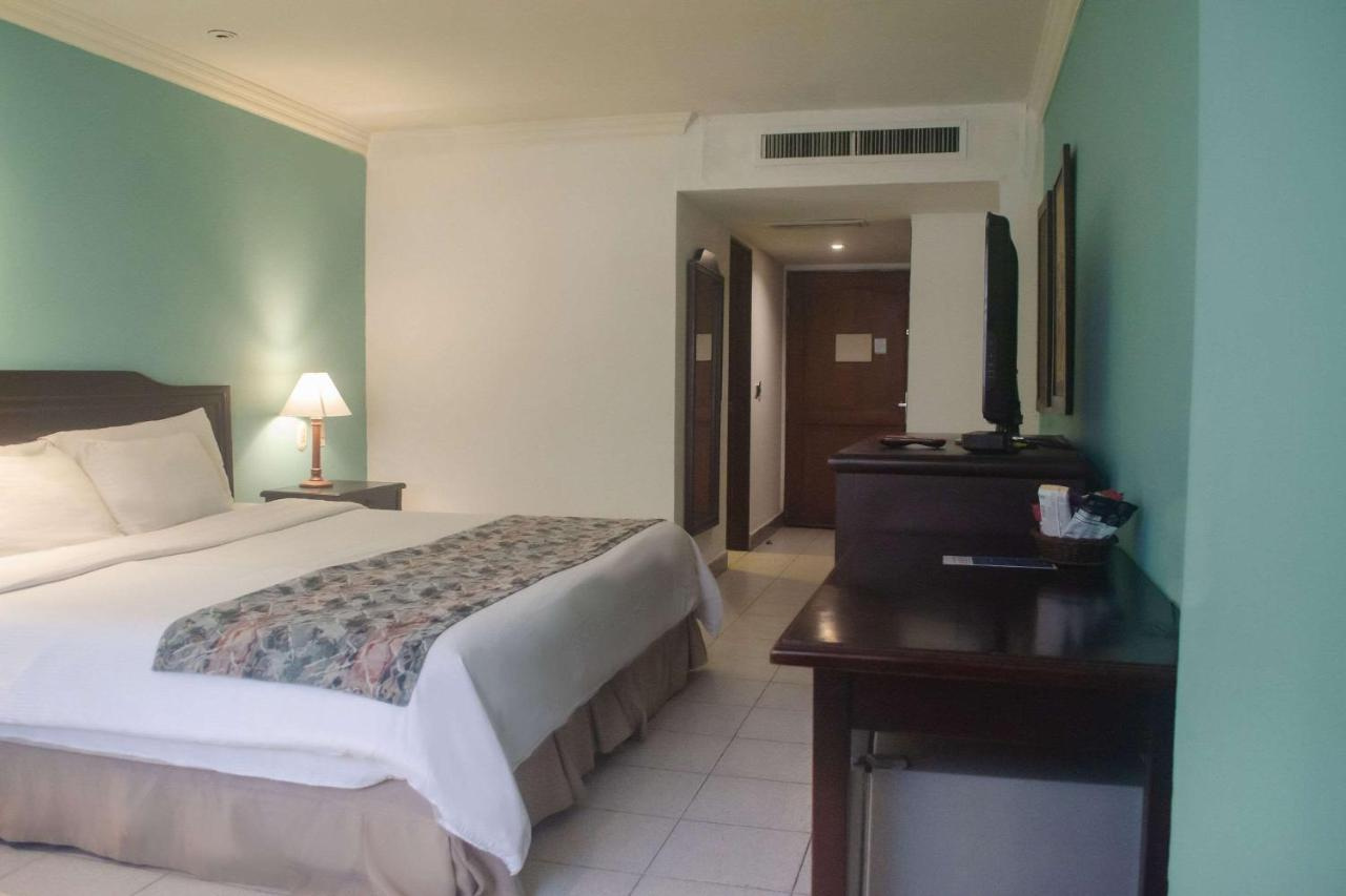 Foto - Hotel Faranda Express Puerta Del Sol Barranquilla, A Member of Radisson Individuals