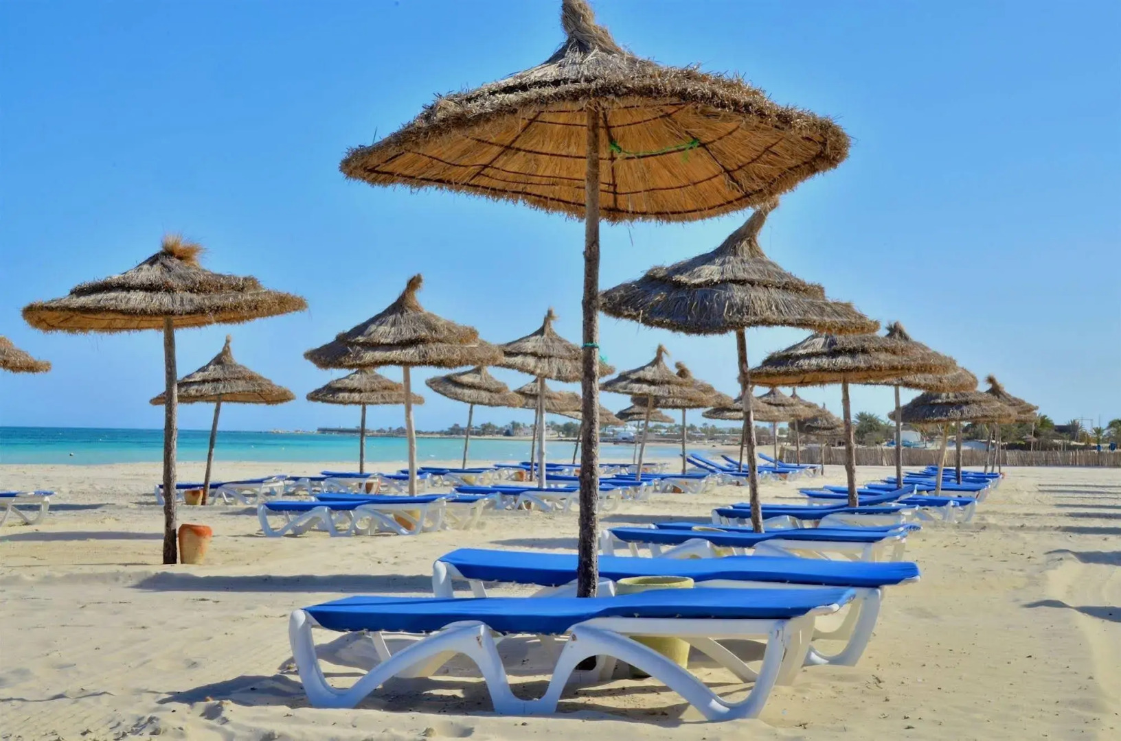 Photo - Royal Garden Palace - Families and Couples