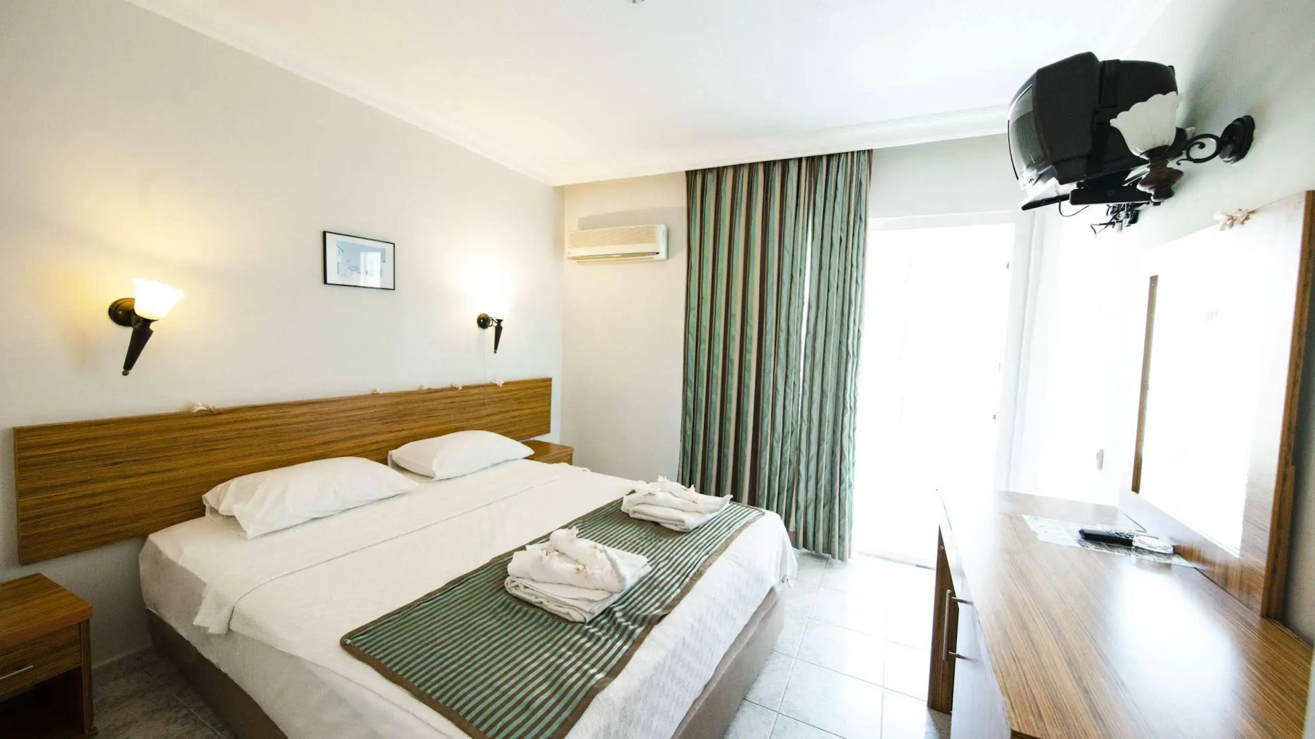 Photo - Mert Seaside Hotel