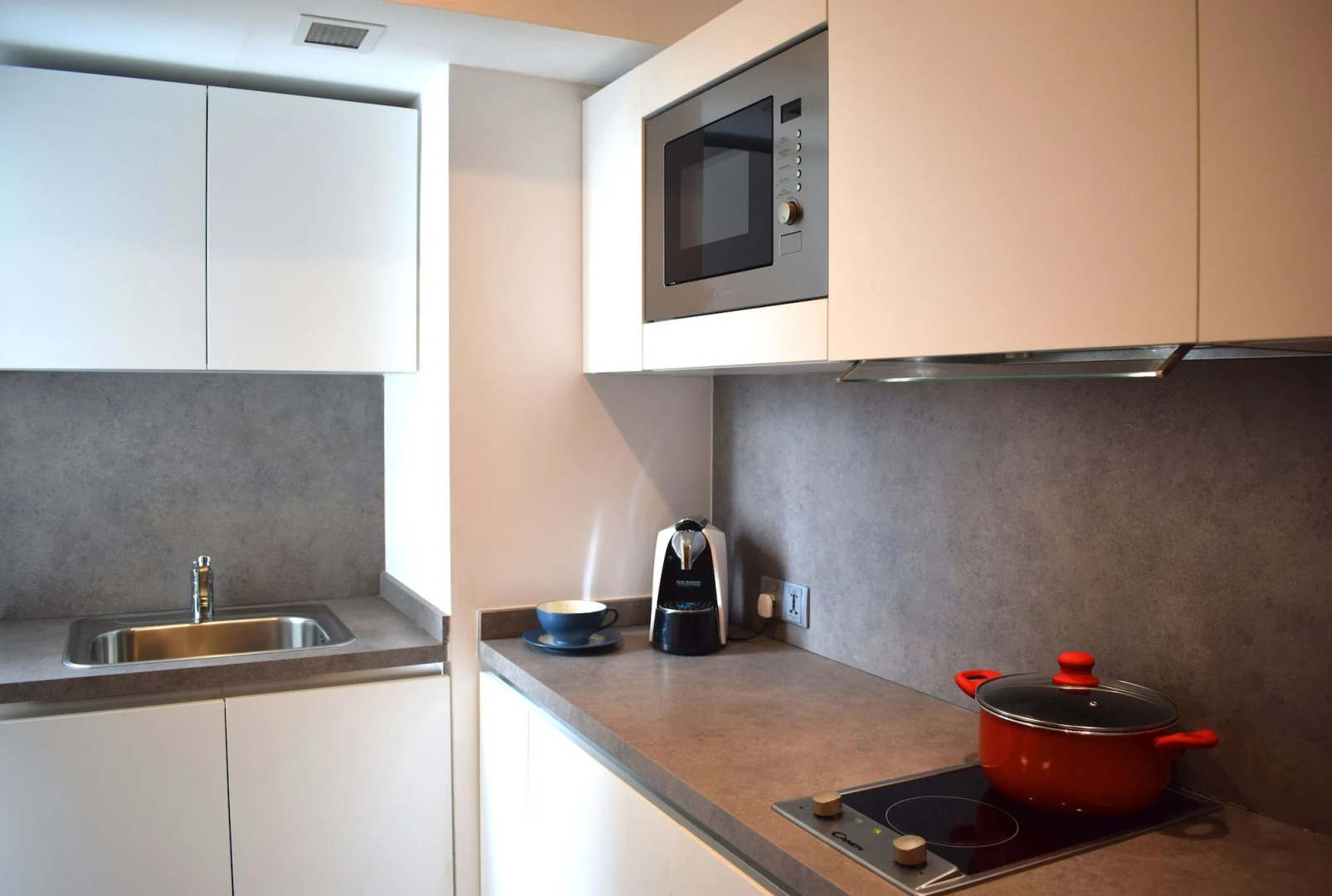 Photo - Jetwing Colombo Seven