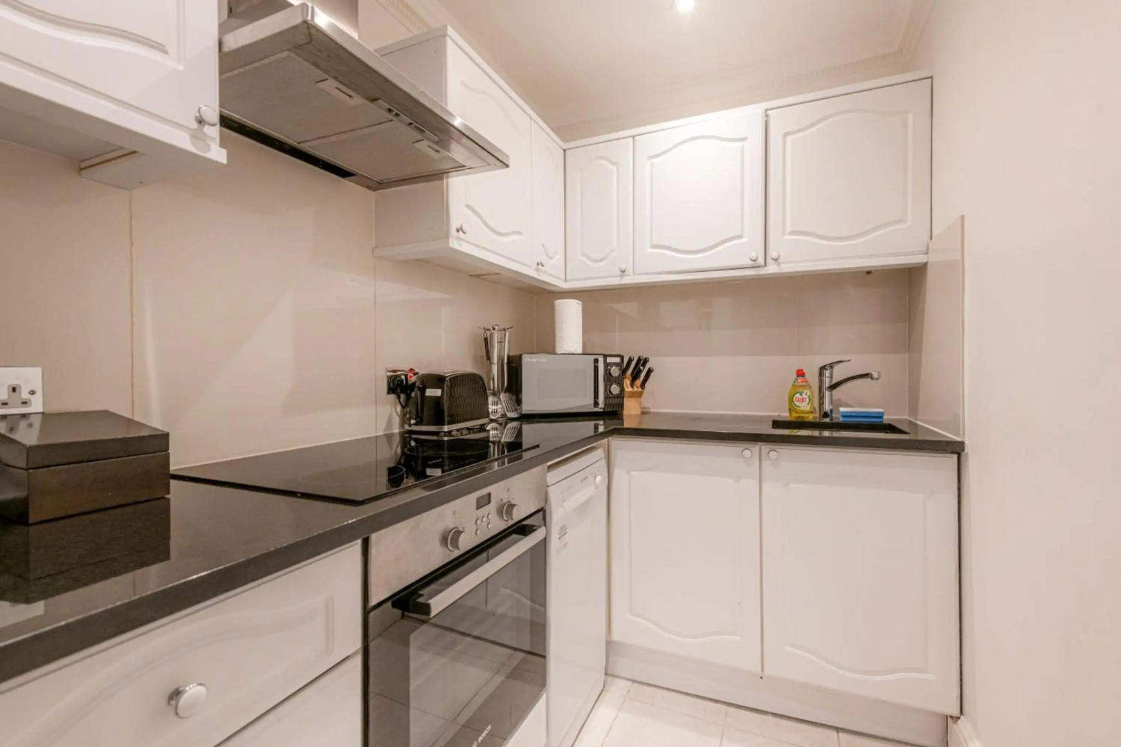 Foto - Queensgate Court Apartments