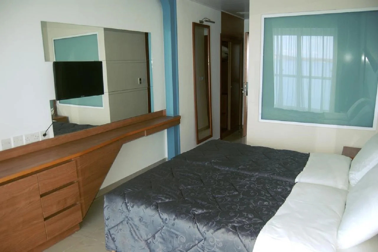 Foto - Water's Edge Hotel