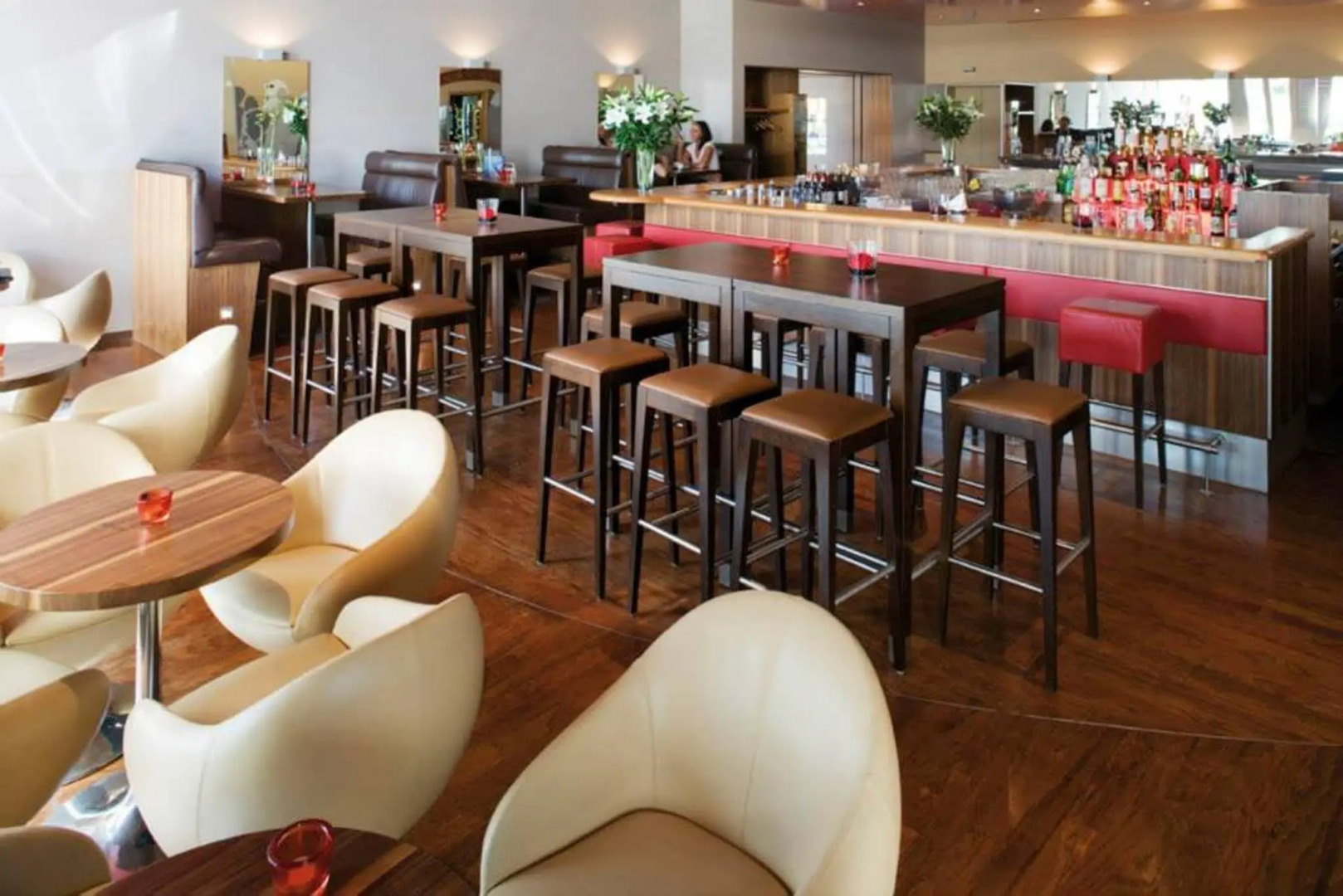 Photo - Mövenpick Hotel Zurich Airport