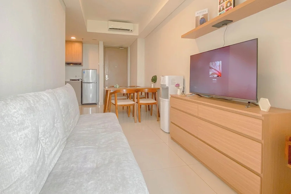 Cozy and Comfortable 1BR at Gold Coast Apartment