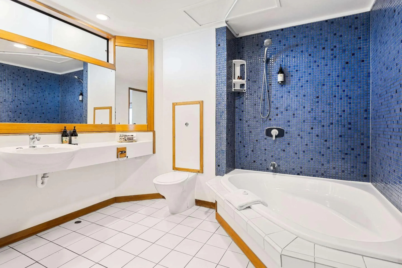 Photo - Quality Hotel Lincoln Green