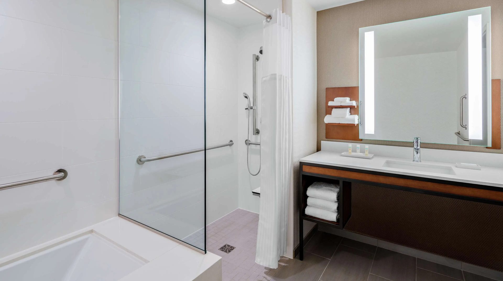 Photo - Hilton Garden Inn Chicago McCormick Place