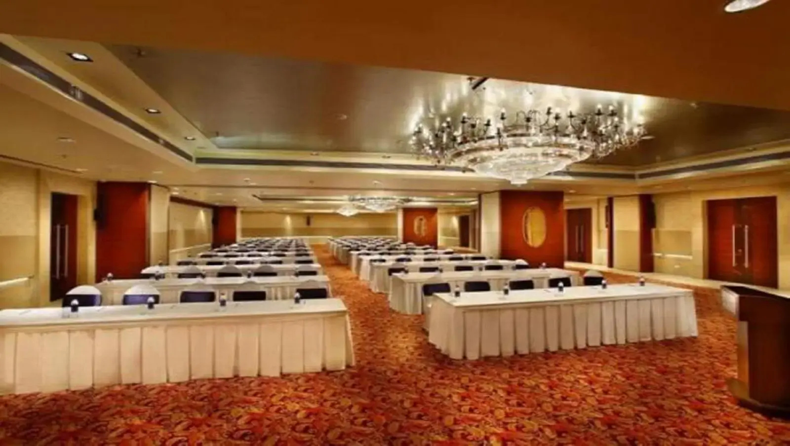 Foto - Mahagun Sarovar Portico Suites Ghaziabad