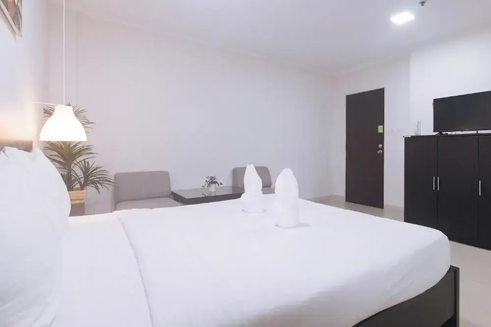 Photo - Propiedad Residences Makati