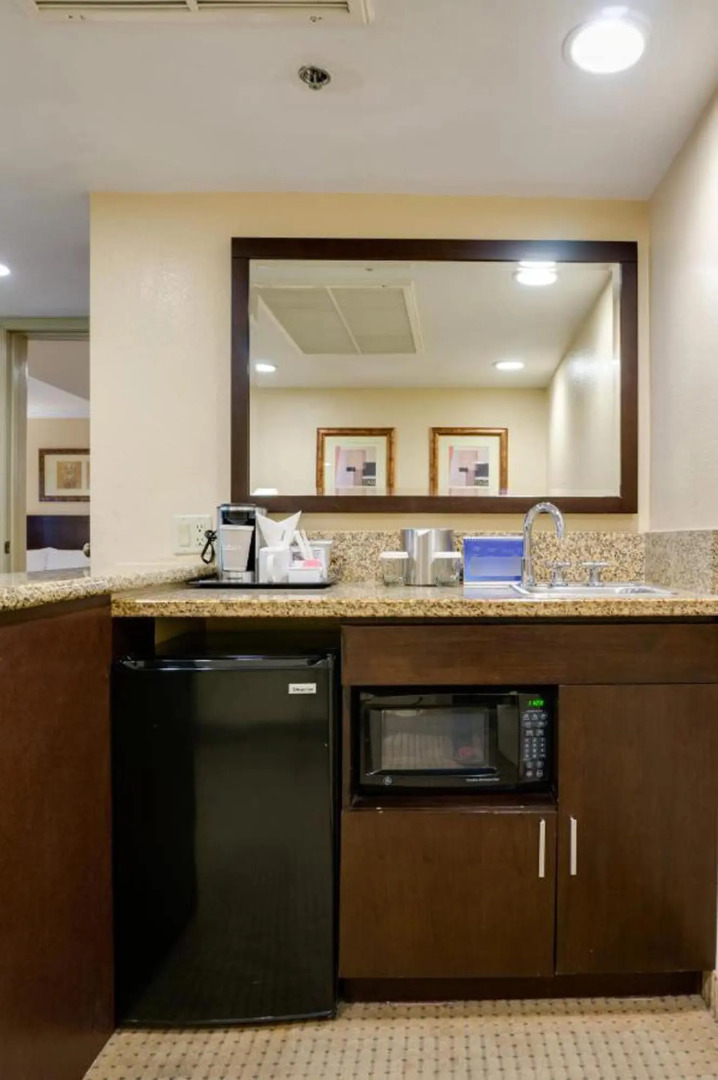 Foto - The Buena Park Grand Hotel & Suites