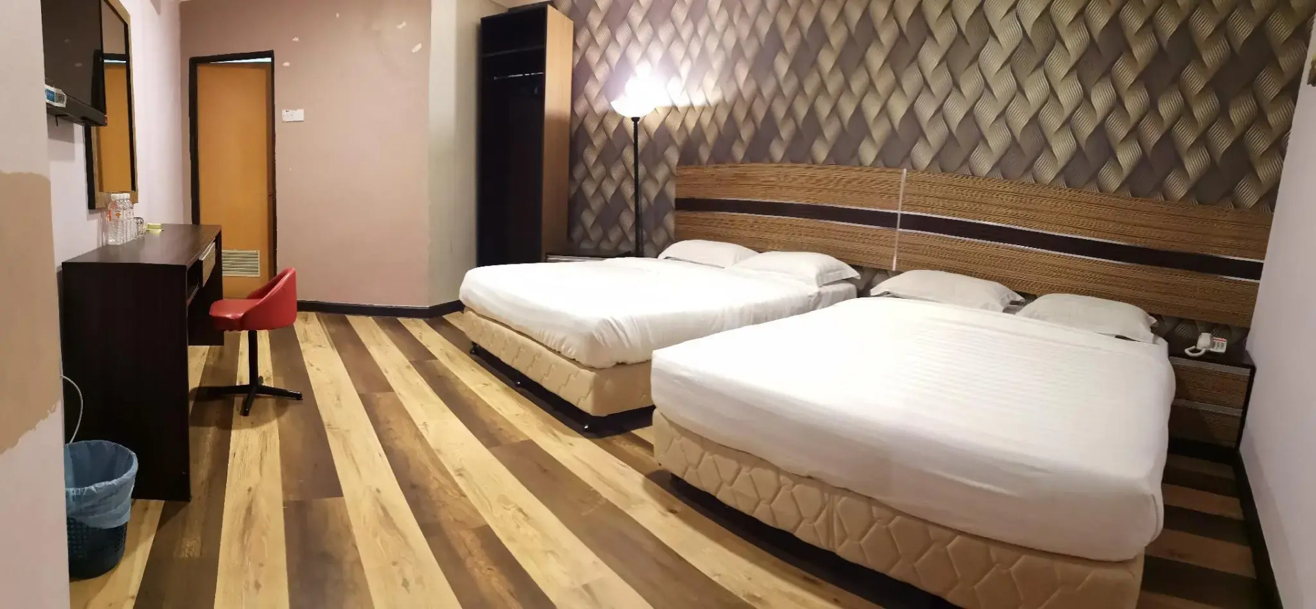 Photo - Sai Villa Hotel Near Klia & Klia2