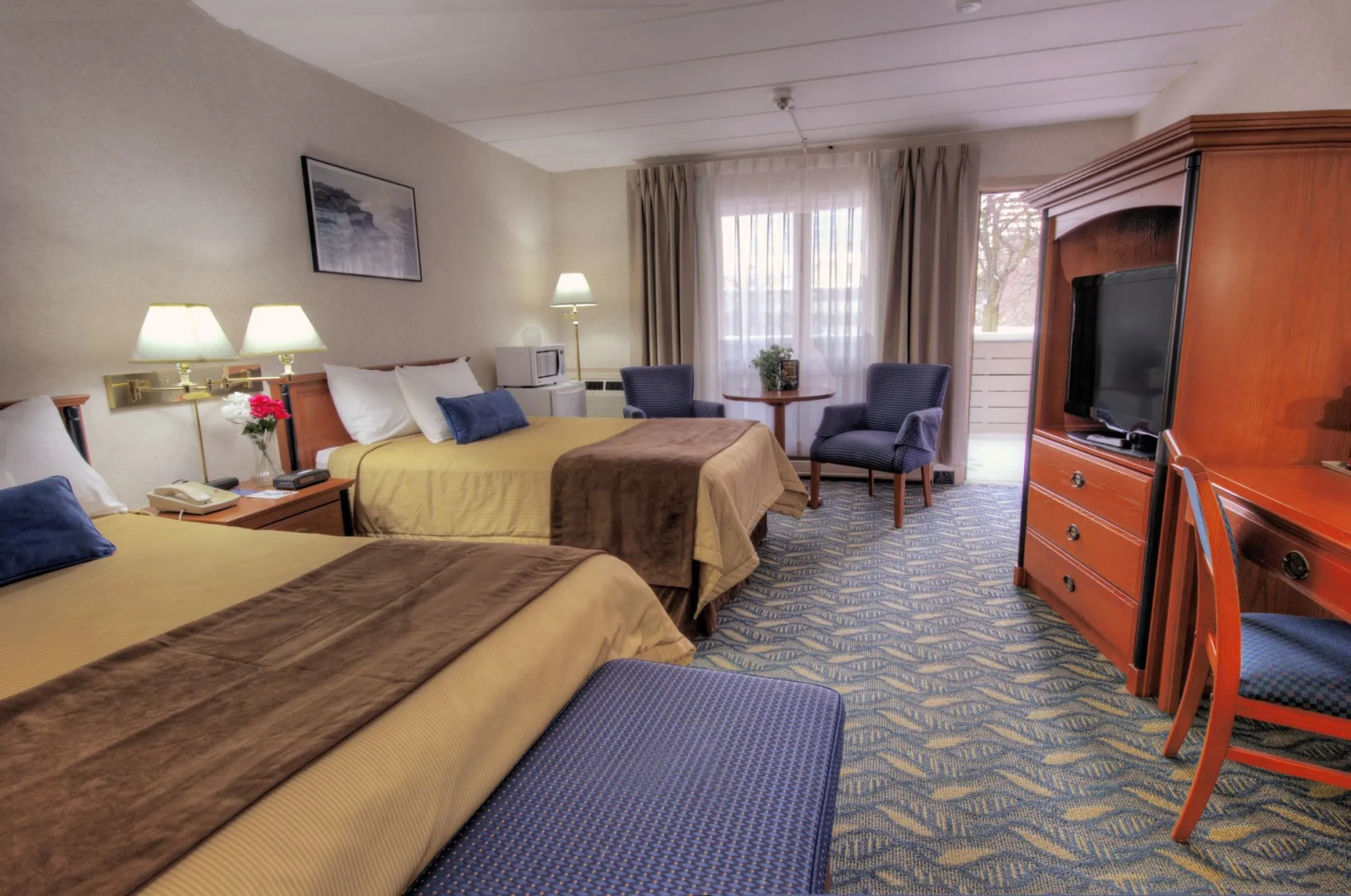 Foto - Travelodge by Wyndham Niagara Falls At the Falls