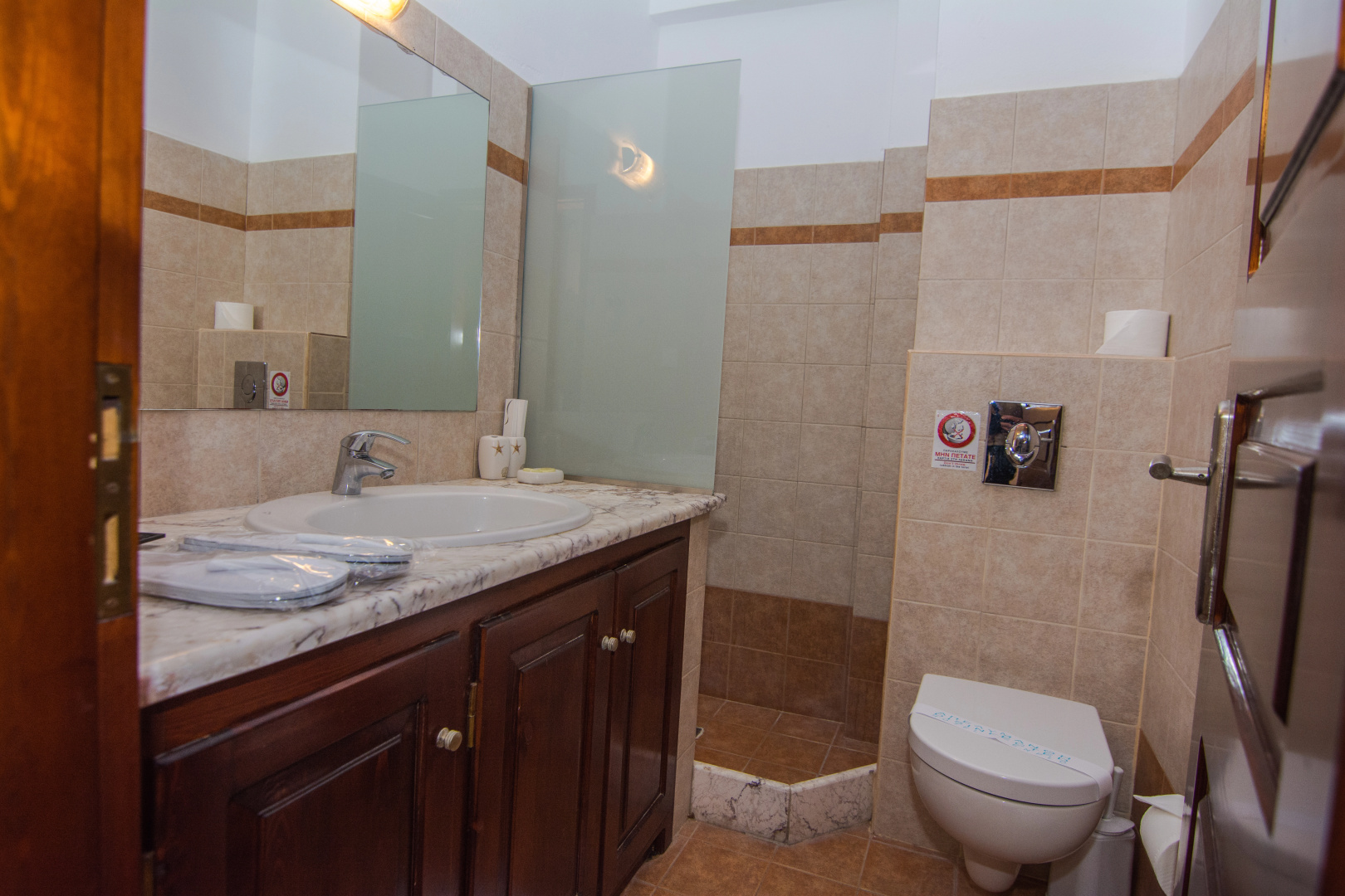 Photo - En Plo Boutique Suites
