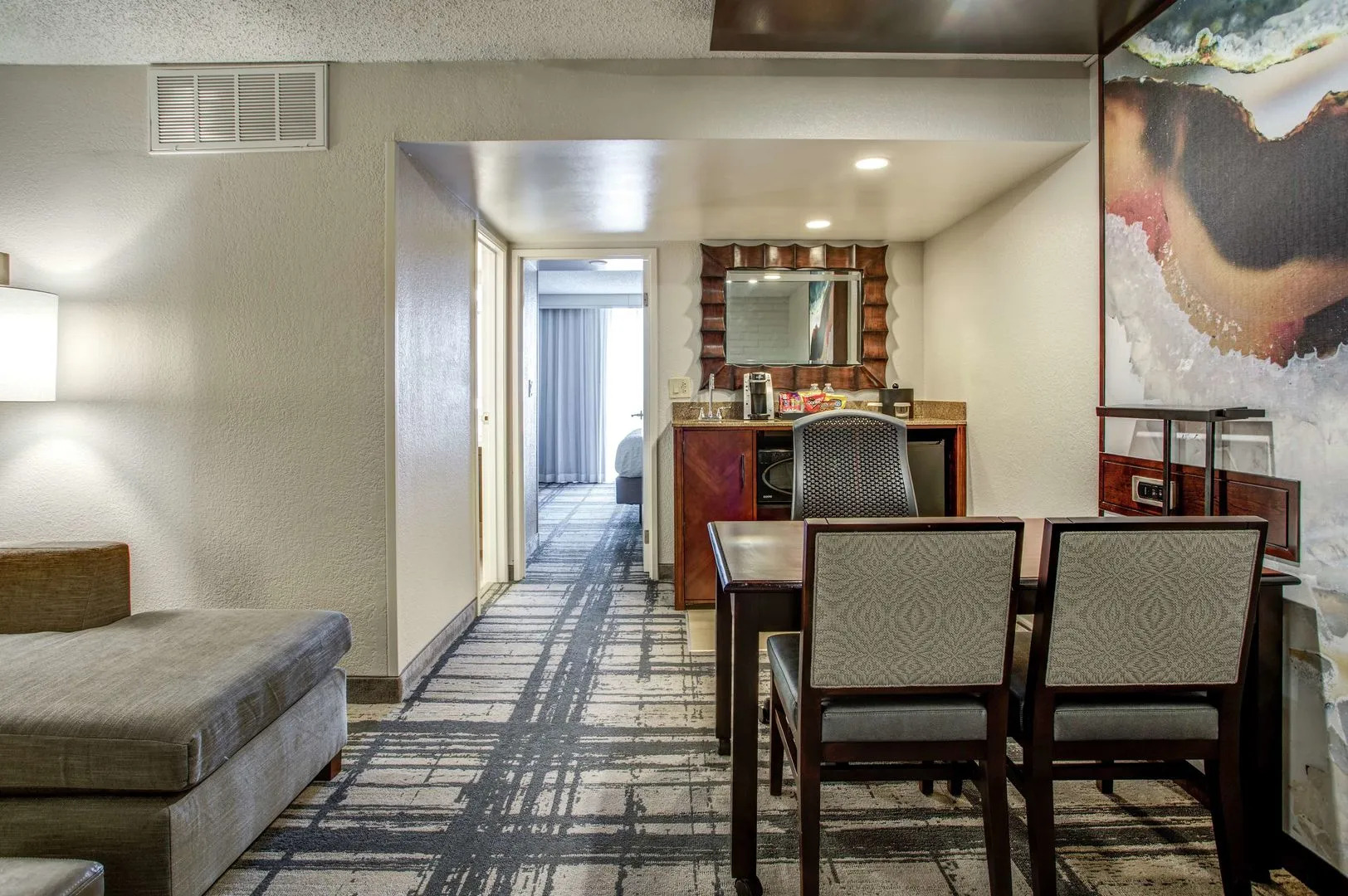 Photo - Embassy Suites by Hilton Orlando International Drive Convention Center