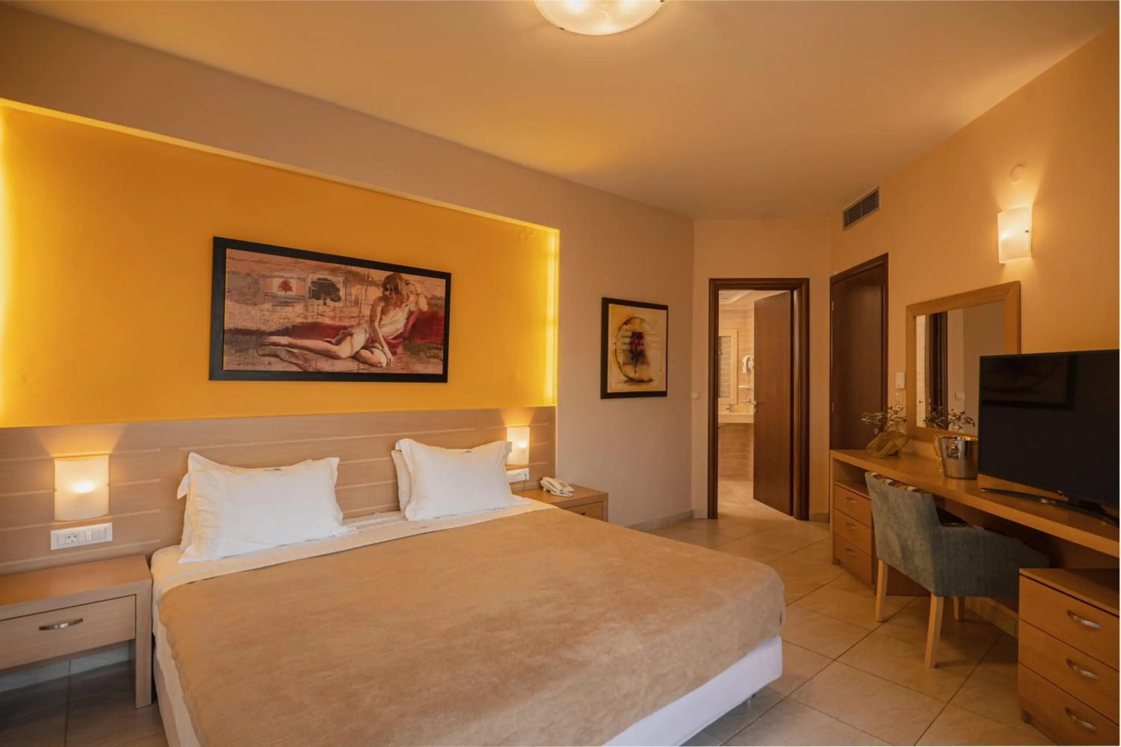 Photo - Molos Bay Hotel