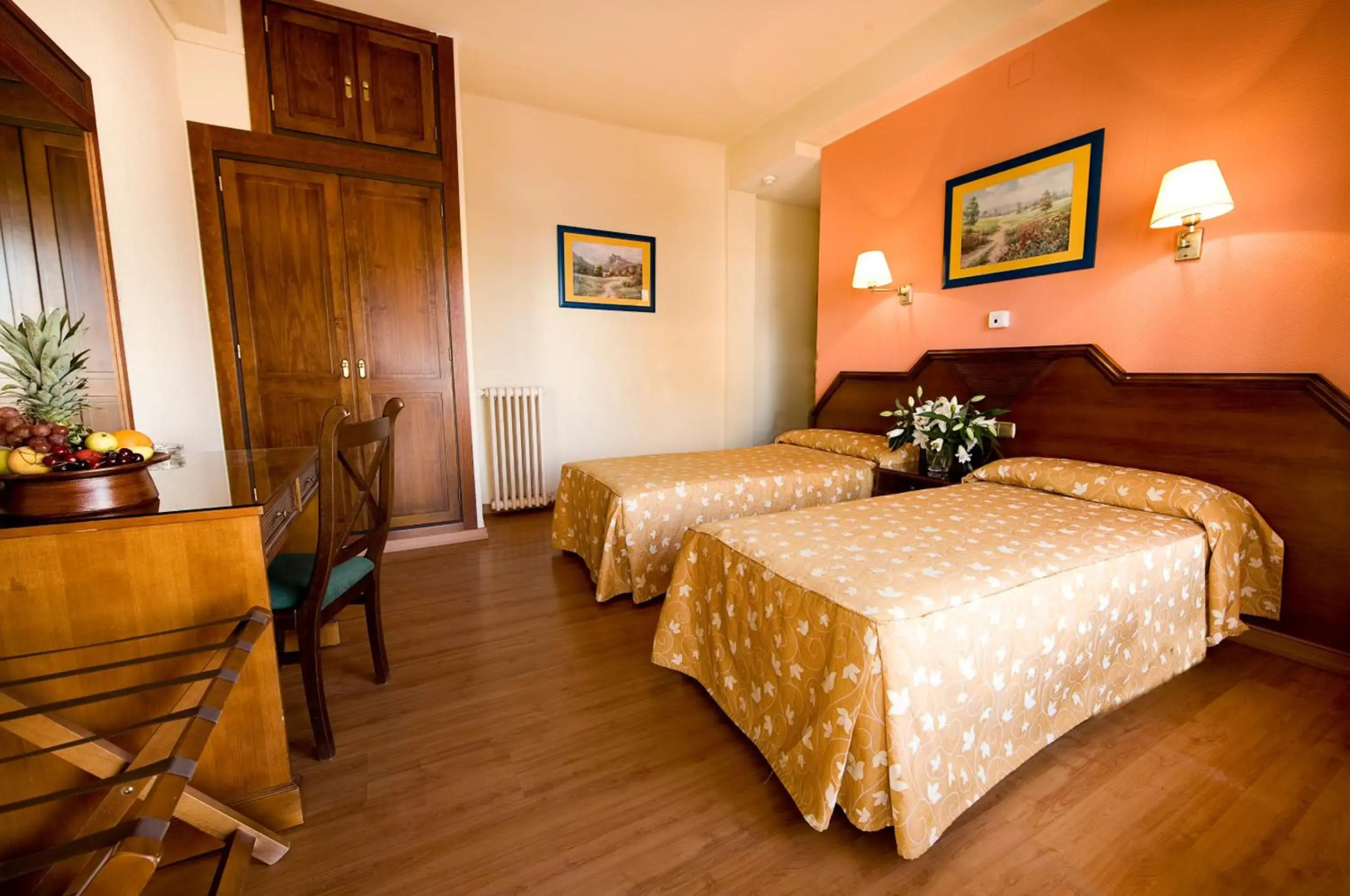 Photo - Hotel Monarque Cendrillón