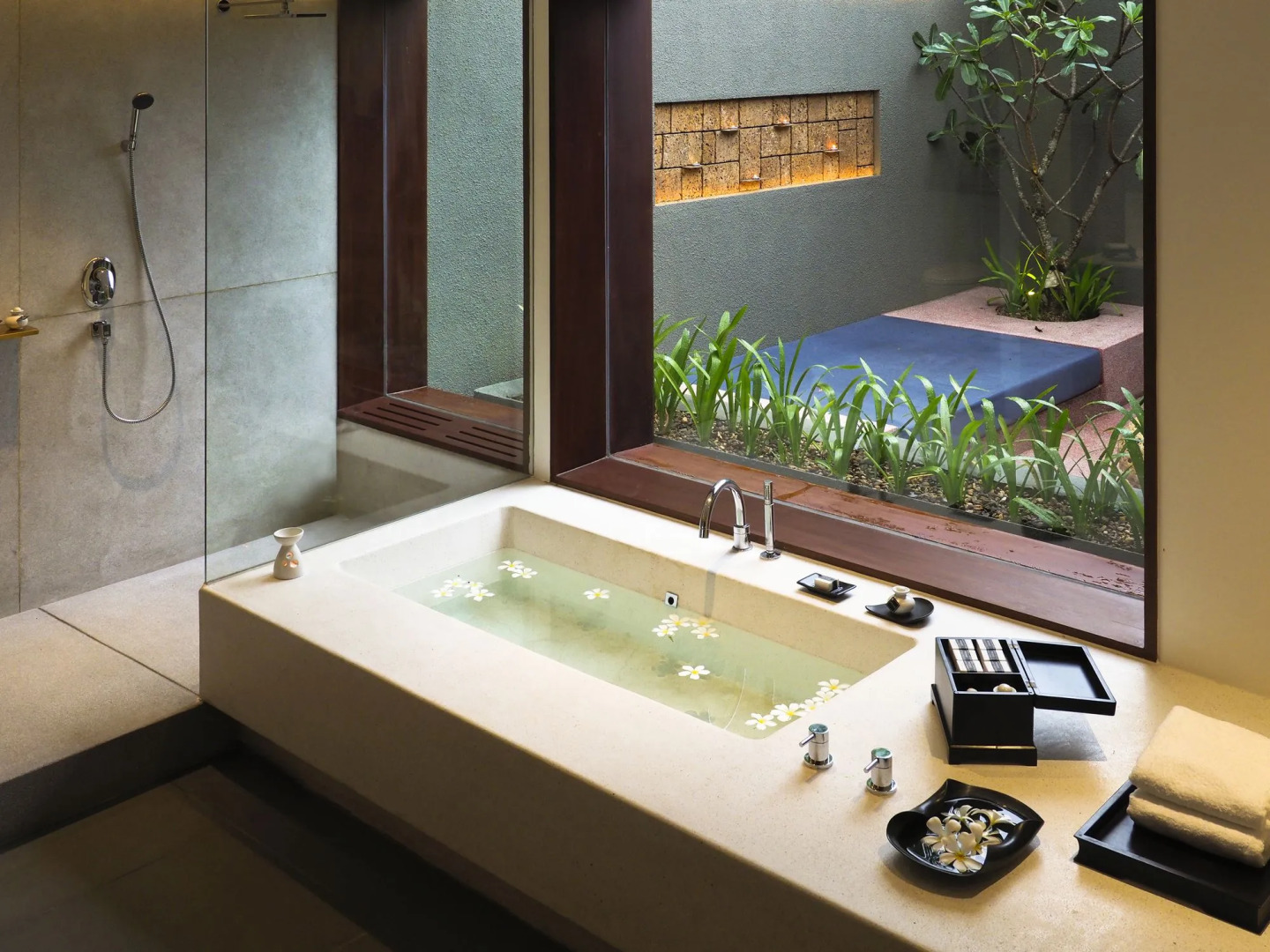 Photo - The Bale Phnom Penh by LifestyleRetreats