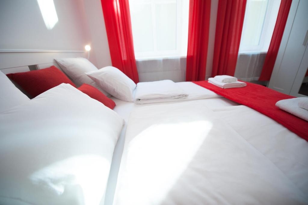 Romantic New 2 Bedroom Vilnius Best Location