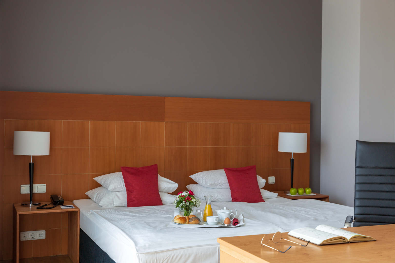 Photo - Plaza Premium Koln