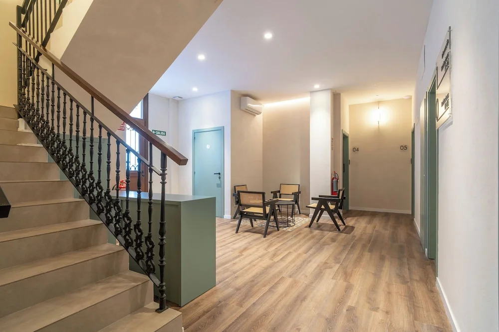 Foto - VLC HOST - Reina 168