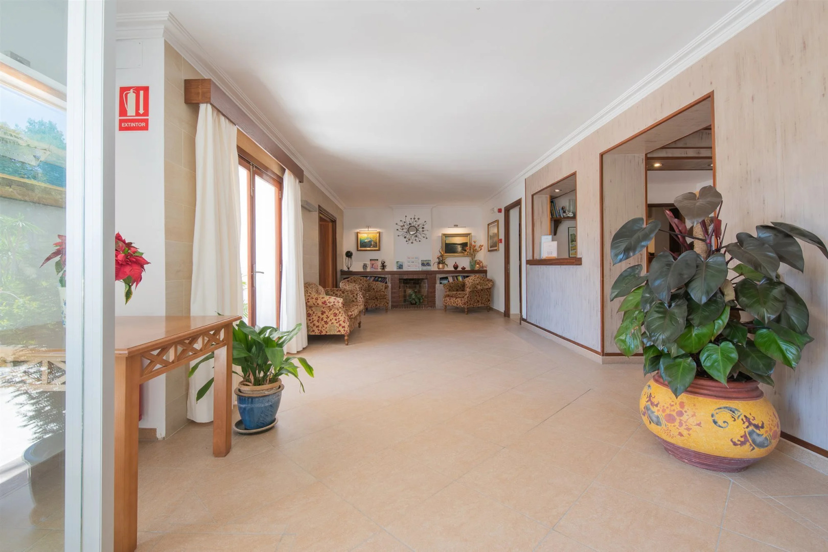 Photo - Hotel Playa Mondrago