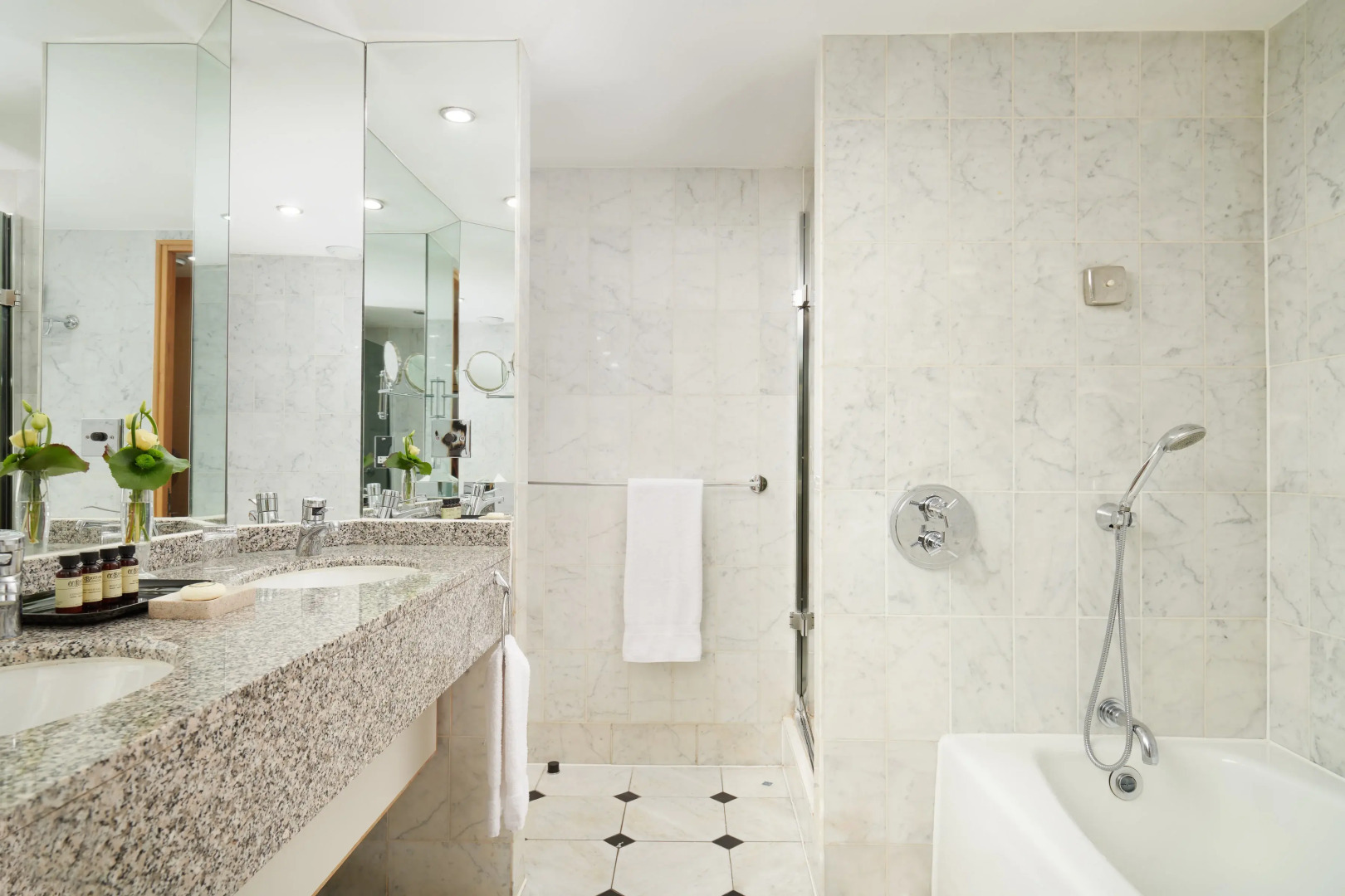 Photo - The Chelsea Harbour Hotel and Spa