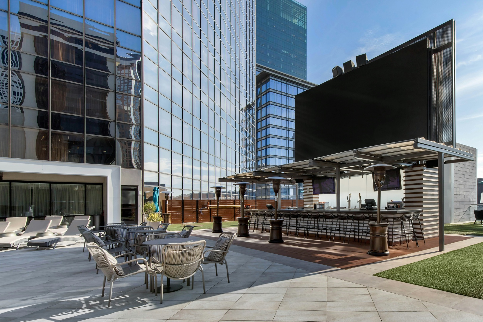Photo - Omni Charlotte Hotel