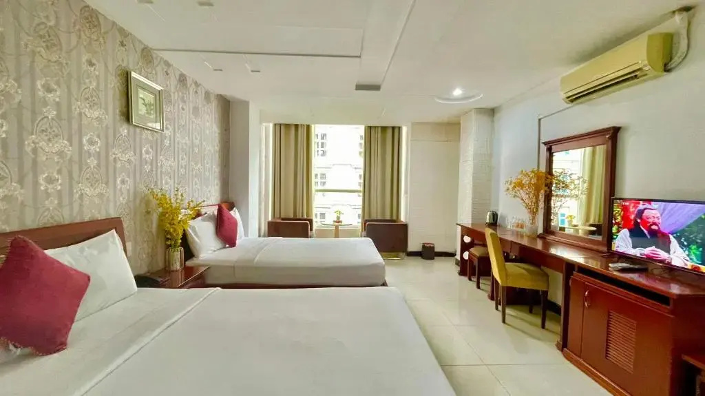 Photo - Gold hotel, Saigon