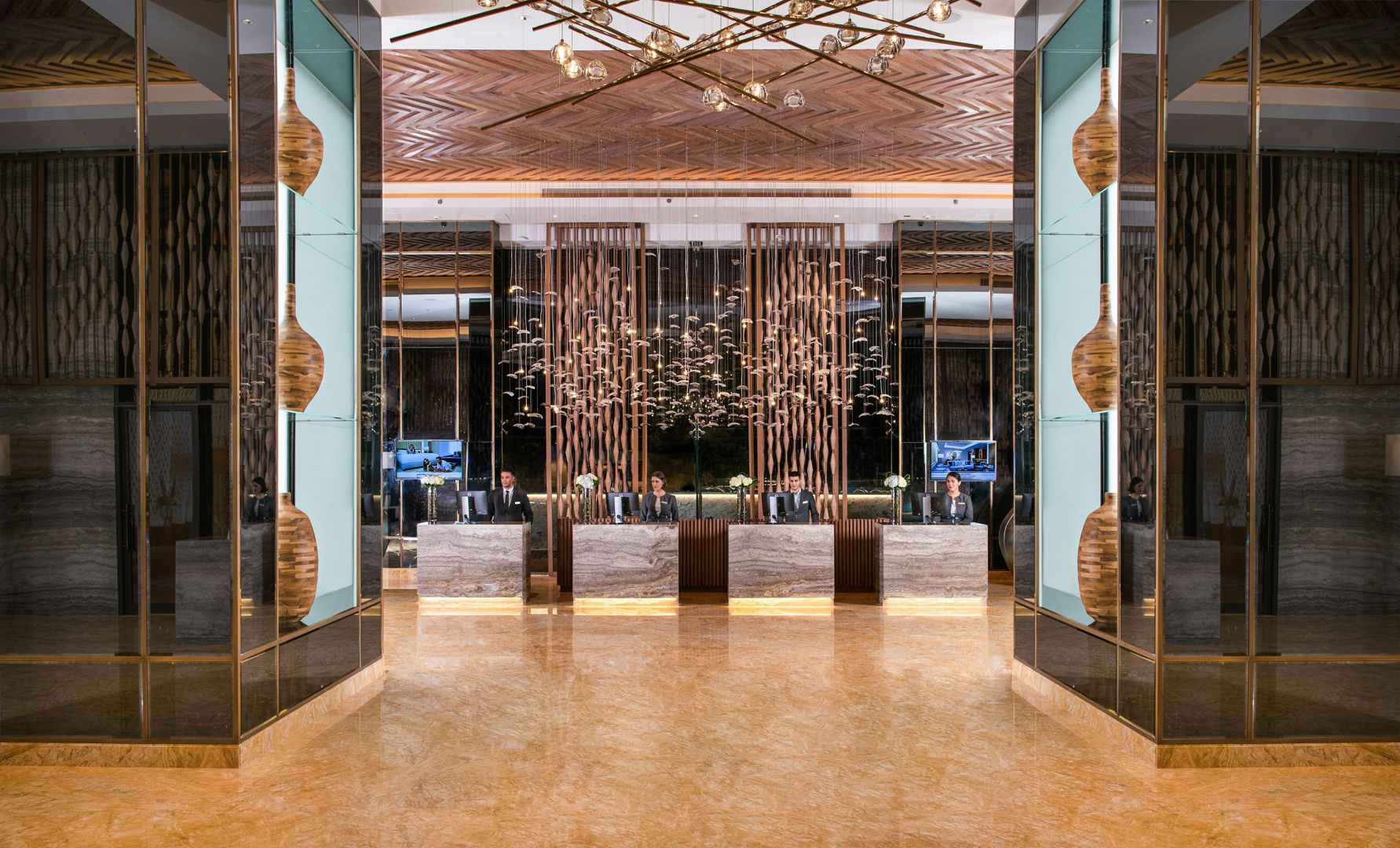 Photo - Al Jaddaf Rotana Suite Hotel