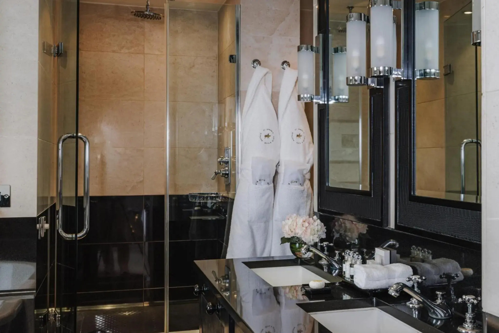 Photo - Althoff St James's Hotel & Club London