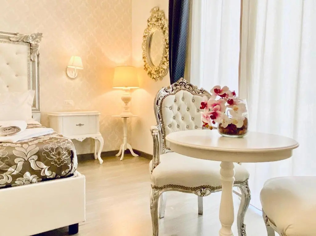 Foto - Palazzo Chiatamone