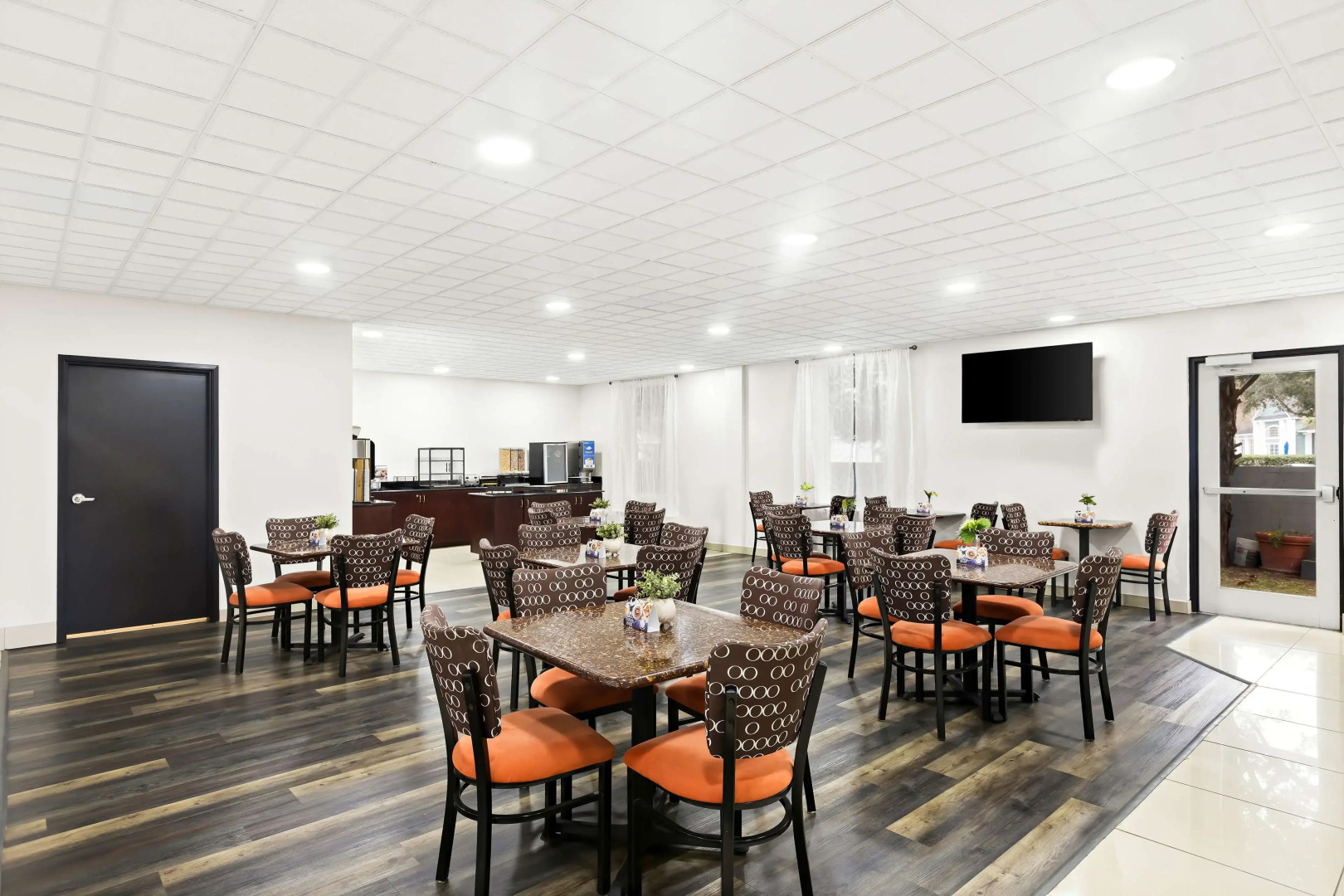 Photo - Sonesta Essential Savannah