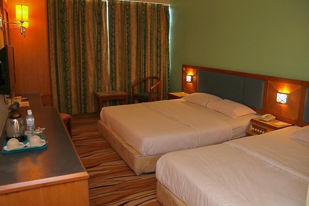 The Paramount Hotel