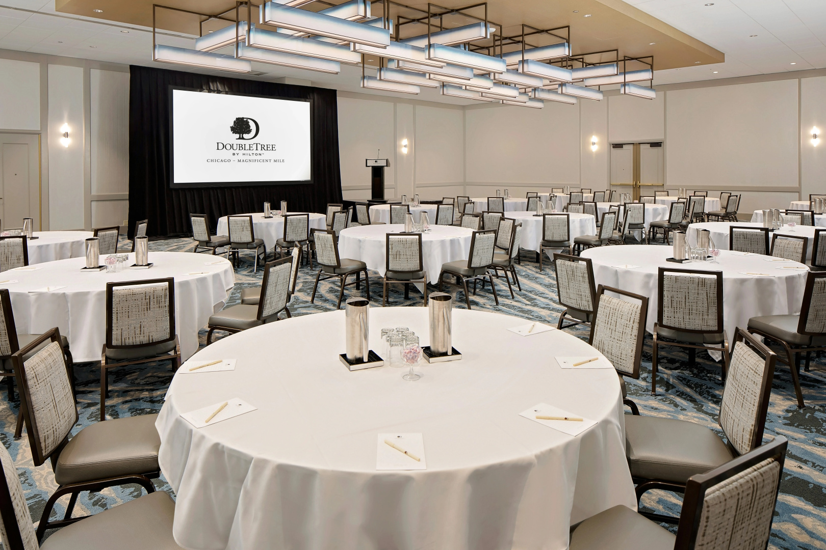 Foto - DoubleTree by Hilton Chicago - Magnificent Mile