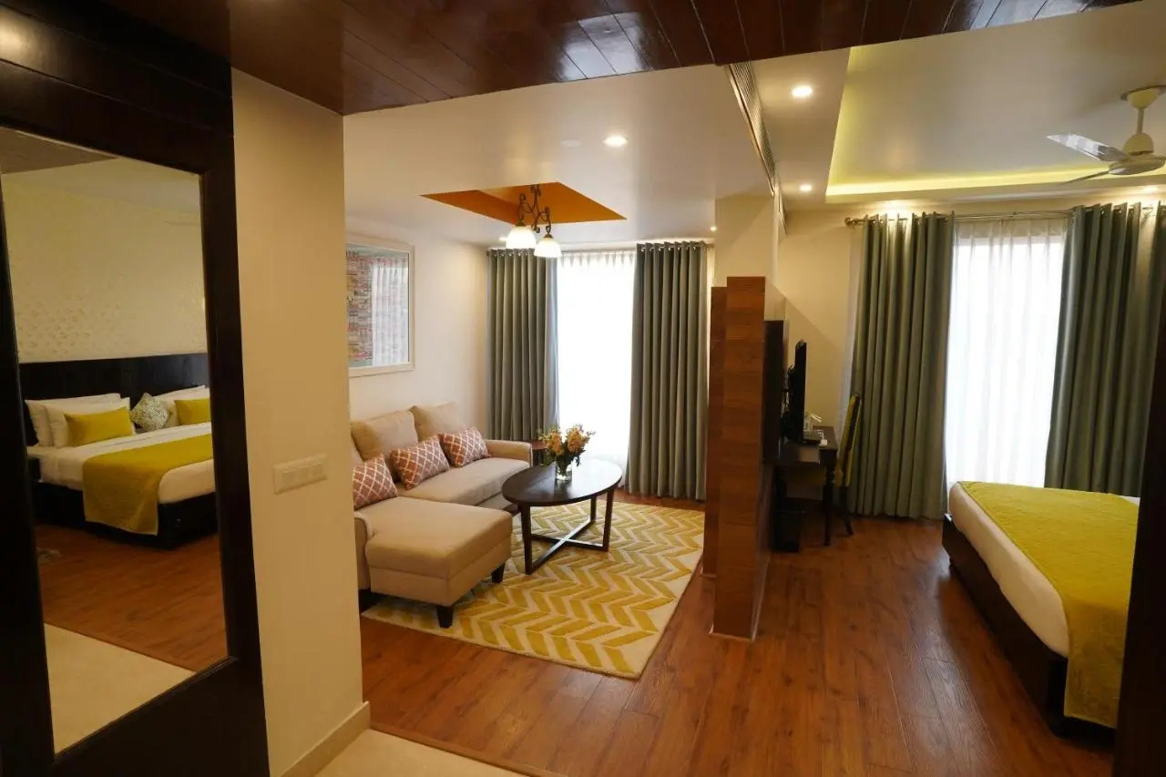 Photo - Rockland Hotel - C R Park